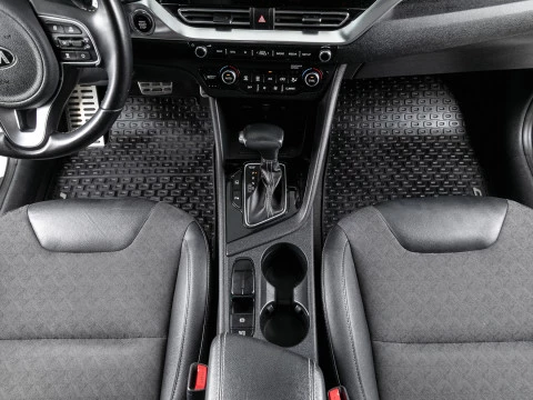 Kia Niro 1.6 GDi HEV 104kW (141CV) Emotion