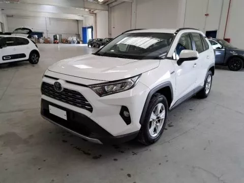 Toyota Rav4 2.5l 220H Advance