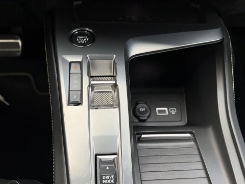 Peugeot 308 Hybrid 225 GT eEAT8 165 kW (225 CV)