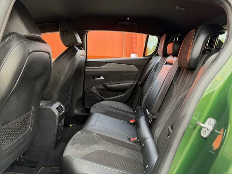 Peugeot 308 Hybrid 225 GT eEAT8 165 kW (225 CV)