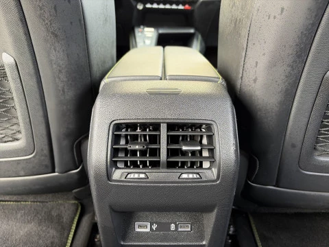 Peugeot 308 Hybrid 225 GT eEAT8 165 kW (225 CV)