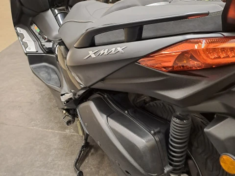 Yamaha XMAX 300 Iron Max IRON MAX Yamaha XMAX 300 Iron Max IRON MAX