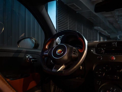 Abarth 500C 595C Competizione 1.4 T-Jet 180 E6 Sec.