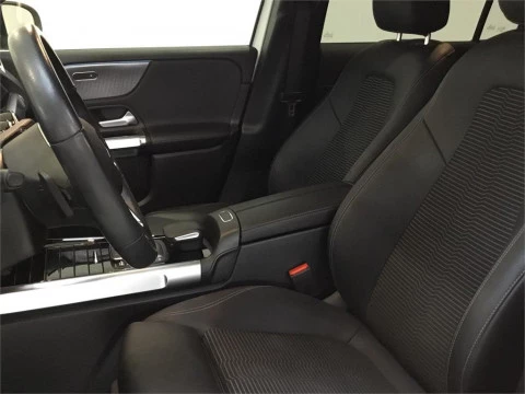 Mercedes-Benz GLB 200 d