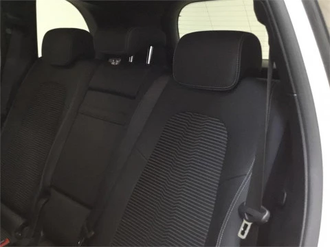 Mercedes-Benz GLB 200 d