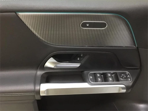 Mercedes-Benz GLB 200 d