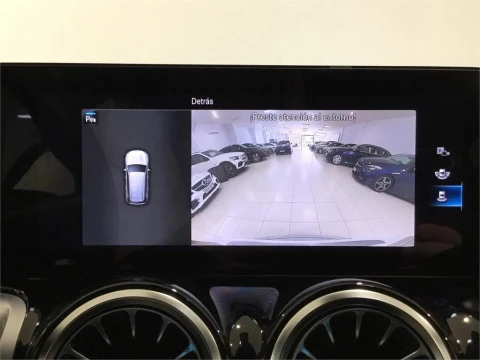 Mercedes-Benz GLB 200 d