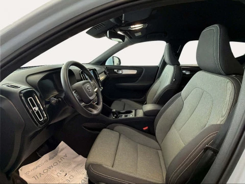 Volvo XC40 2.0 B3 G Core Auto