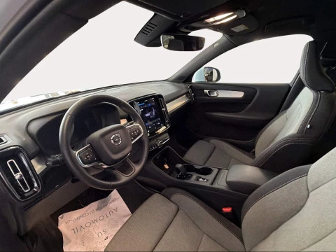 Volvo XC40 2.0 B3 G Core Auto