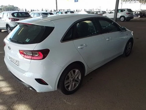 Kia Ceed 1.0 T-GDi 88kW (120CV) Drive