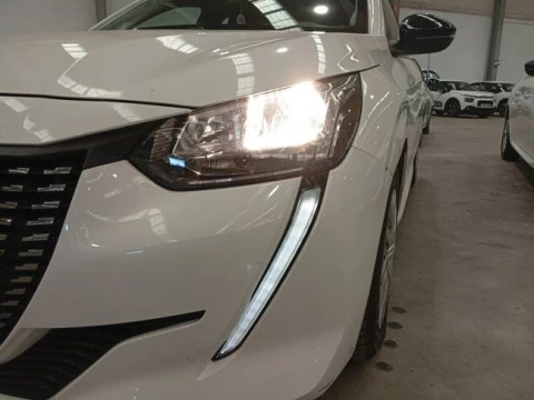 Peugeot 208 BlueHDi 73kW (100CV) Active