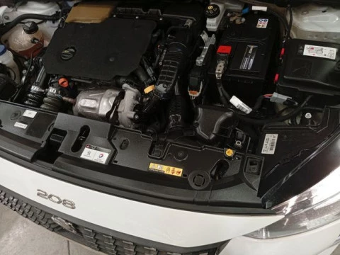 Peugeot 208 BlueHDi 73kW (100CV) Active