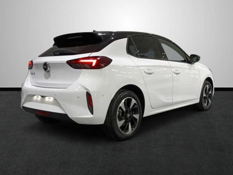 Opel Corsa GS BEV 50kWh 136 CV