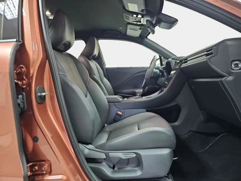 Lexus LBX 1.5 136cv HEV Elegant+ Black