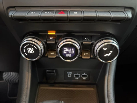 Renault Captur   TCe Intens 74kW