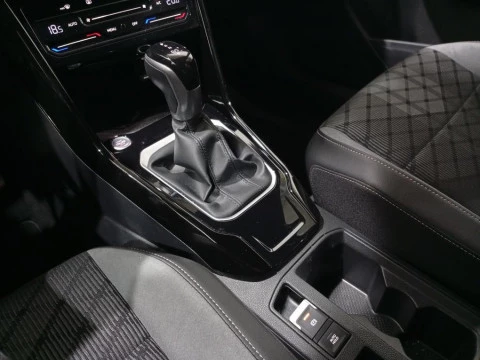 Volkswagen T-Roc R-Line 1.5 TSI 110 kW (150 CV) DSG