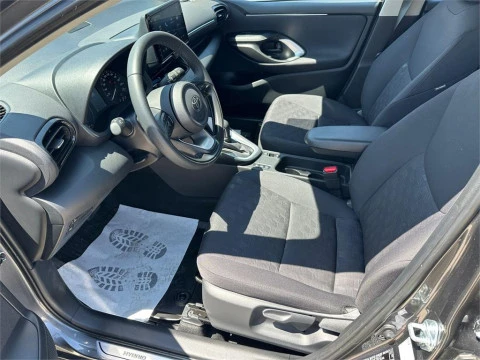 Toyota Yaris 120H 1.5 Active Plus
