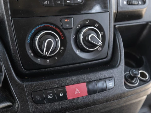 Citroën Jumper BlueHDi 96KW (130CV) Combi 30 L1H1