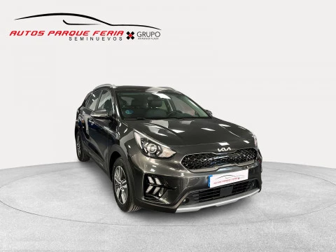 Kia Niro 1.6 GDi HEV 104kW (141CV) Drive