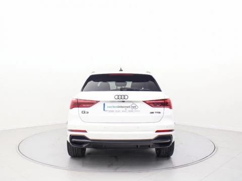 Audi Q3 1.5 35 TFSI S TRONIC BLACK LINE 150 5P