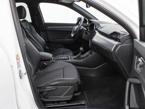 Audi Q3 1.5 35 TFSI S TRONIC BLACK LINE 150 5P