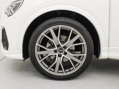 Audi Q3 1.5 35 TFSI S TRONIC BLACK LINE 150 5P