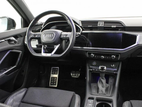 Audi Q3 1.5 35 TFSI S TRONIC BLACK LINE 150 5P