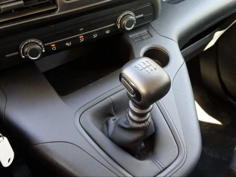 Peugeot Rifter Active Pack Business Standard BlueHDi 73 kW (100 CV)