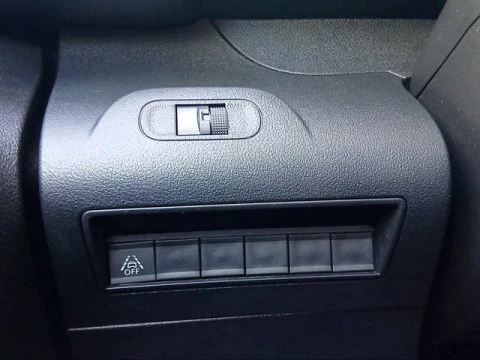 Peugeot Rifter Active Pack Business Standard BlueHDi 73 kW (100 CV)