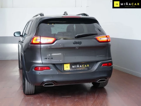 Jeep Cherokee 2.2 CRD Night Eagle 4x4 Aut 147 kW (200 CV)