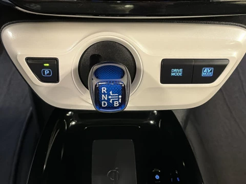 Toyota Prius 1.8 hibrido 90 kW (122 CV)