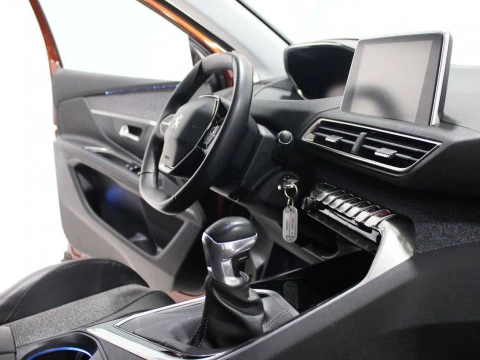 Peugeot 3008 1.5L BlueHDi 96kW (130CV) S&S Allure