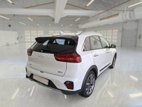 Kia Niro 1.6 GDi HEV 104kW (141CV) Drive