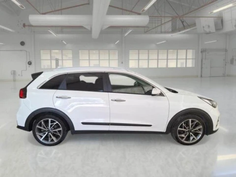 Kia Niro 1.6 GDi HEV 104kW (141CV) Drive