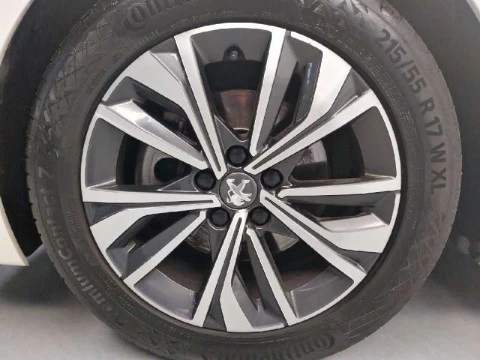 Peugeot 508 5P Allure BlueHDi 130 S&S EAT8