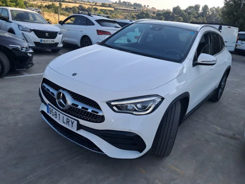 Mercedes-Benz GLA 200 D