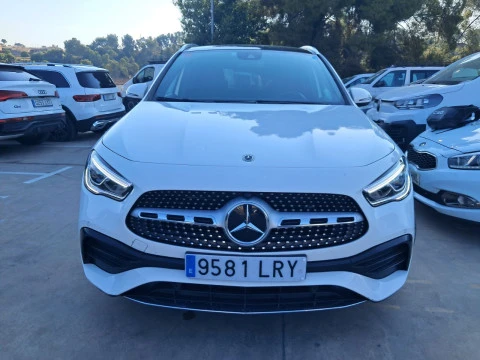 Mercedes-Benz GLA 200 D