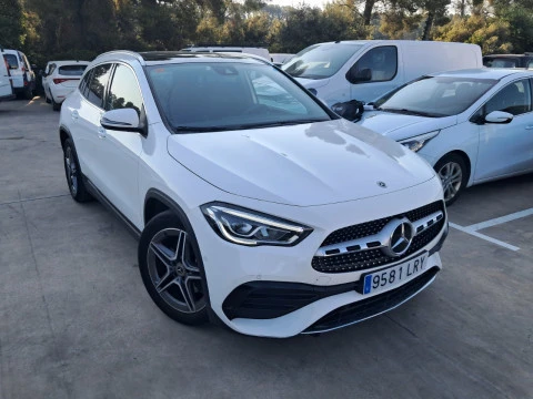 Mercedes-Benz GLA 200 D