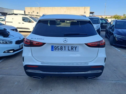 Mercedes-Benz GLA 200 D