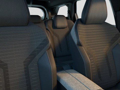 Peugeot 5008 Hybrid 1.2 107KW Allure eDCS6