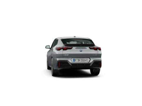 BMW iX2 eDrive20 150 kW (204 CV)