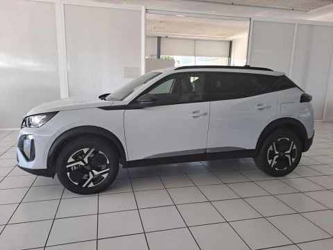 Peugeot 2008 Allure Hybrid 145 eDCS6
