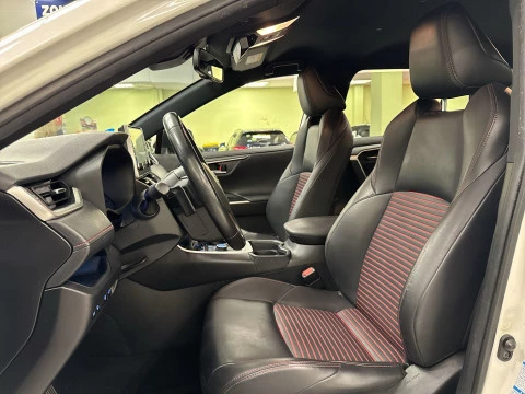 Suzuki Across 2.5 PHEV 4WD 225 kW (306 CV)