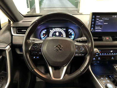 Suzuki Across 2.5 PHEV 4WD 225 kW (306 CV)