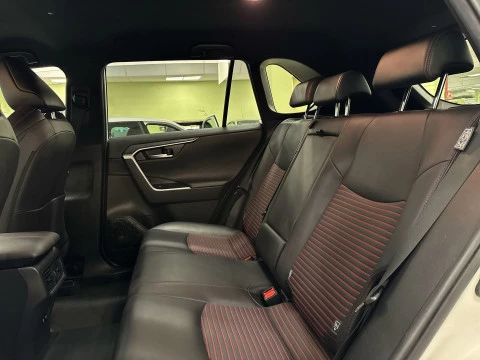 Suzuki Across 2.5 PHEV 4WD 225 kW (306 CV)