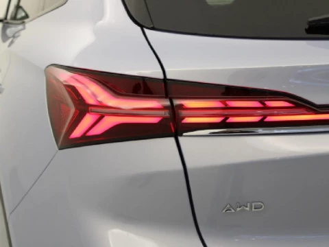 MG Marvel  R Eléctrico BLACK PERFORMANCE 72KWH 4WD