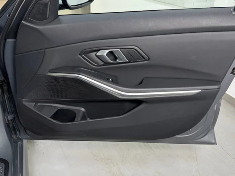 BMW Serie 3 318d Touring 110 kW (150 CV)