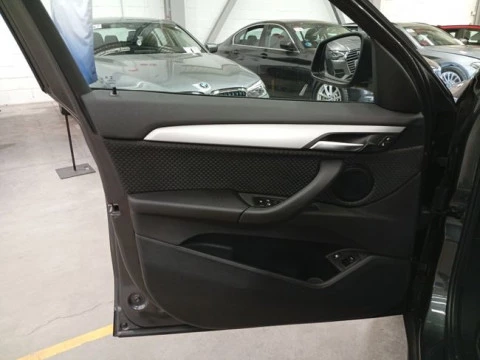 BMW X1 xDrive25e