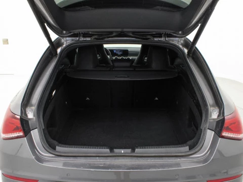 Mercedes-Benz CLA 1.3 CLA 200 SHOOTING BRAKE 163 5P