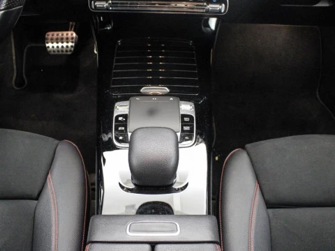 Mercedes-Benz CLA 1.3 CLA 200 SHOOTING BRAKE 163 5P